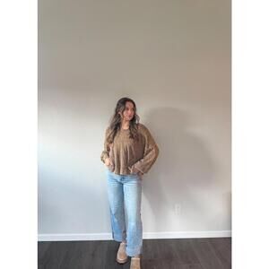 Mineral dyed raw edge loose top (Brown)